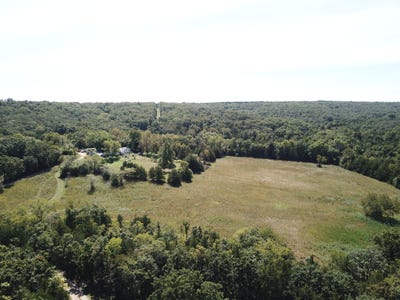 /international/us/23607-village-drive-richland-mo-110099402645/?lang=en