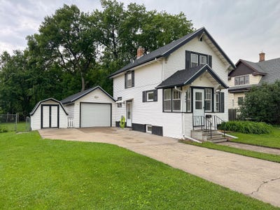 /international/us/209-11th-street-n-moorhead-mn-110109134136/