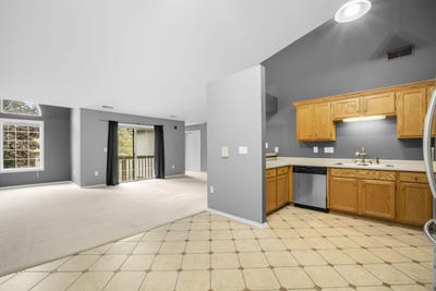 /international/us/9322-w-loomis-rd-franklin-wi-110108164886/
