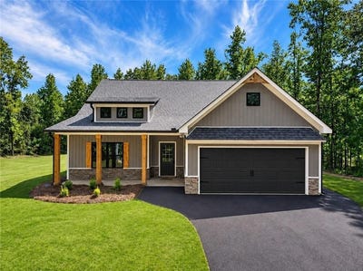 /international/us/457-relay-road-silver-creek-ga-110110229636/