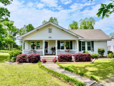 /international/us/12601-highway-43-grove-hill-al-110107821838/