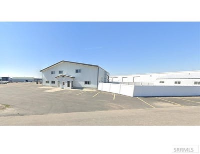 /international/us/2399-e-24-n-idaho-falls-id-110107260044/