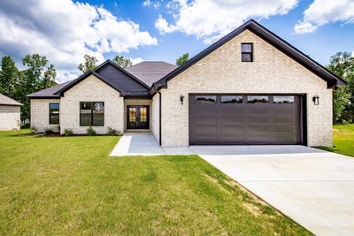 /international/us/224-michelle-drive-beebe-ar-110100095008/