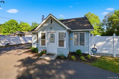 /international/us/9-fulmer-road-huguenot-ny-110109392460/