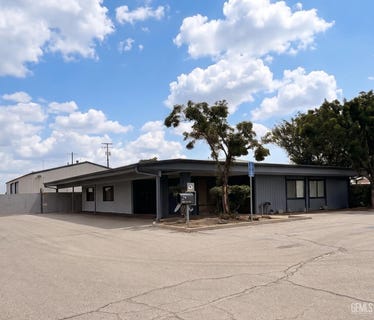 /international/us/7700-downing-avenue-bakersfield-ca-110108398321/