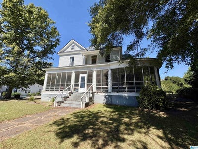 /international/us/620-main-street-roanoke-al-110120423400/