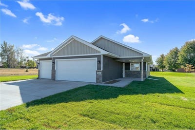 /international/us/1334-e-aspen-drive-saint-croix-falls-wi-110107573671/