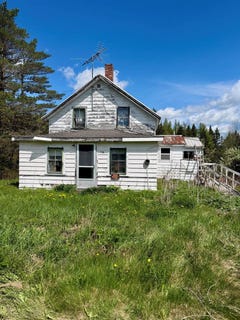 /international/us/972-presque-isle-rd-ashland-me-110108468034/