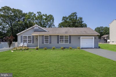 /international/us/88-e-6th-avenue-pine-hill-nj-110100833388/