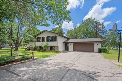 /international/us/12216-oakview-avenue-se-becker-mn-110108749808/