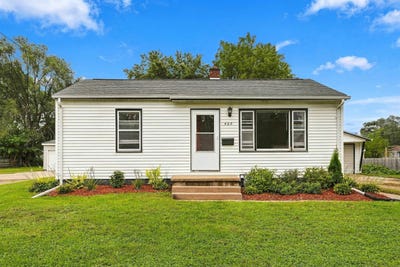 /international/us/402-2nd-street-washburn-ia-110110351879/