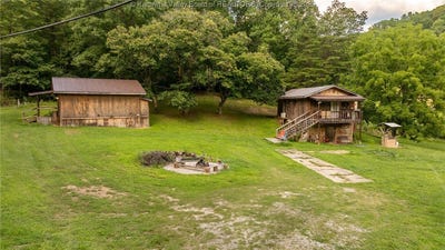 /international/us/2930-2940-little-lynn-creek-road-wayne-wv-110101113192/