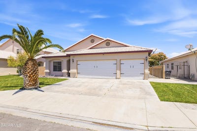 /international/us/4121-w-avenue-j6-lancaster-ca-110108617819/?lang=zh-tw