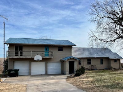 /international/us/2075-birch-rd-mankato-ks-110104412358/