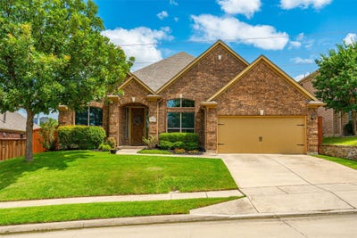 /international/us/626-allister-court-roanoke-tx-110108711315/