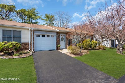 /international/us/161-gayle-court-lakewood-nj-110107287502/