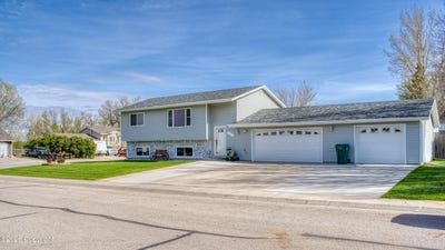 /international/us/5306-tarry-st-gillette-wy-110107889668/