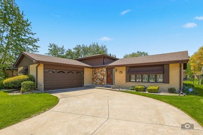 /international/us/308-s-hickory-street-glenwood-il-110105797216/