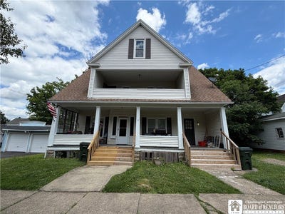 /international/us/12-superior-street-jamestown-ny-110108906469/