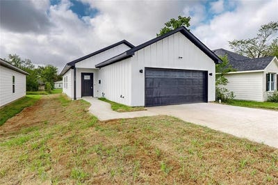 /international/us/1307-e-11th-avenue-corsicana-tx-110101143574/