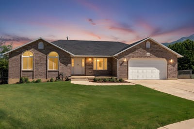 /international/us/1832-e-7880-s-south-weber-ut-110108567481/