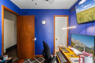 /international/us/311-e-22nd-street-s-newton-ia-110108981613/