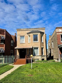 /international/us/4722-west-end-avenue-chicago-il-110120924324/