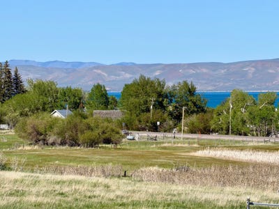 /international/us/221-w-snowmeadows-cir-garden-city-ut-110108022709/