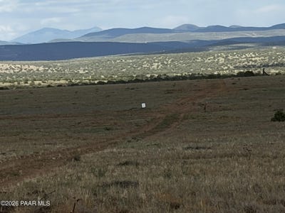 /international/us/212ne-of-route-66-ash-fork-az-110110304112/