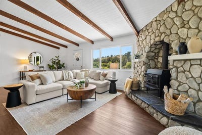 /international/us/4554-estate-drive-fallbrook-ca-110108013361/