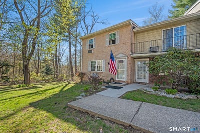 /international/us/15-surrey-lane-torrington-ct-110108687596/?lang=de