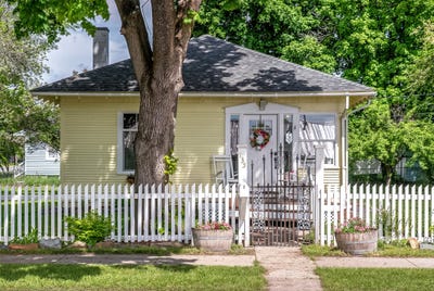 /international/us/135-w-california-street-kalispell-mt-110108279409/