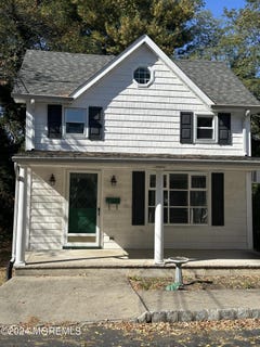 /international/us/1-leonardville-road-middletown-nj-110108331622/