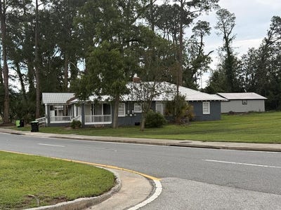 /international/us/606-608-ward-st-douglas-ga-110108472576/?lang=it