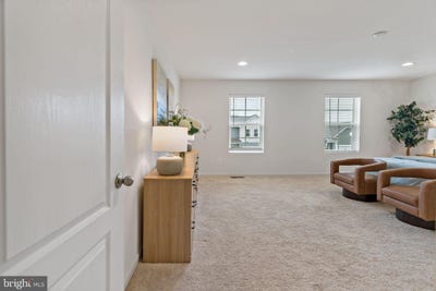 /international/us/127-stager-avenue-falling-waters-wv-110099871971/?lang=en