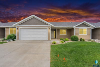 /international/us/6403-w-maxwell-pl-sioux-falls-sd-110108474651/