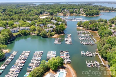/international/us/19914-scanmar-lane-cornelius-nc-110107652216/