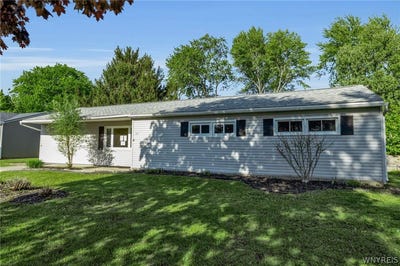 /international/us/23-alys-drive-e-depew-ny-110108385823/