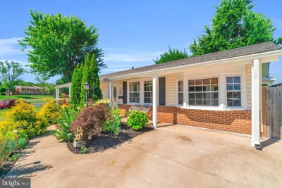 /international/us/101-w-beech-road-sterling-va-110108550235/