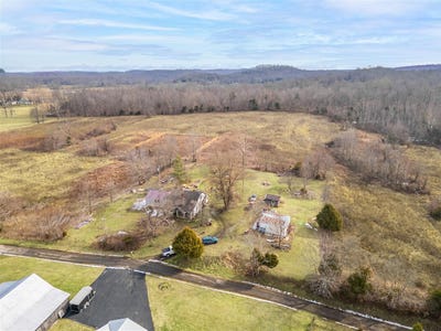 /international/us/516-belcher-lane-dunmor-ky-110105799714/