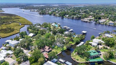 /international/us/5509-s-garcia-road-homosassa-fl-110099897521/