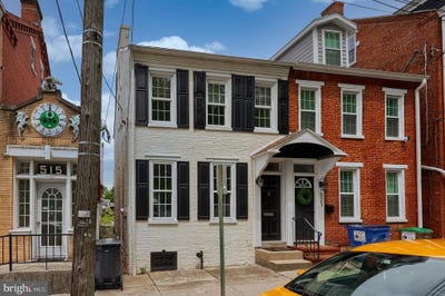 /international/us/519-locust-street-columbia-pa-110099795029/