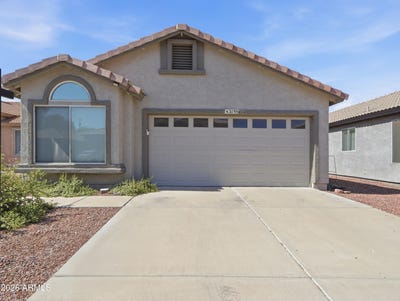 /international/us/2135-e-danbury-road-phoenix-az-110120466963/