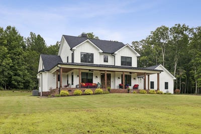 /international/us/80-stone-cottage-lane-landrum-sc-110101405583/