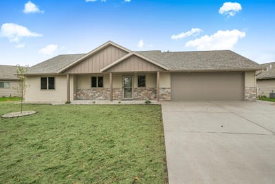 /international/us/107-barry-loop-nw-richmond-mn-110109998915/