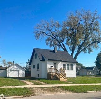 /international/us/204-carson-iowa-falls-ia-110120532472/