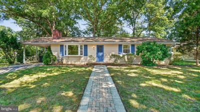/international/us/309-balsam-drive-severna-park-md-110108855143/