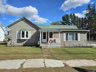 /international/us/224-n-fifth-street-manistique-mi-110106733884/