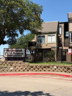 /international/us/9815-walnut-street-dallas-tx-110105203609/