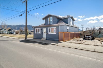 /international/us/102-e-2nd-street-mt-110106802616/